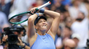 Anisimova stuns Swiatek to reach US Open semi-finals